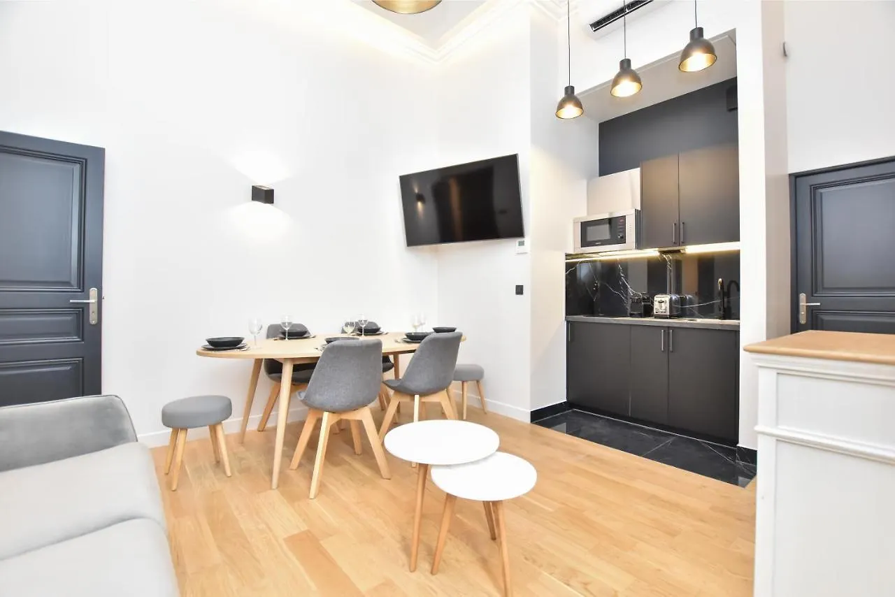 Cosy - 2br-7p - Arc De Triomphe Apartamento